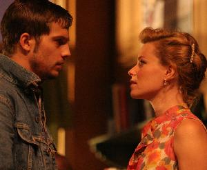 Logan Marshall-Green as Bo  & Elizabeth Banks as Cherie  in Bus Stop