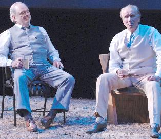  Harris Yulin and Peter Weller in Frank's Home. 